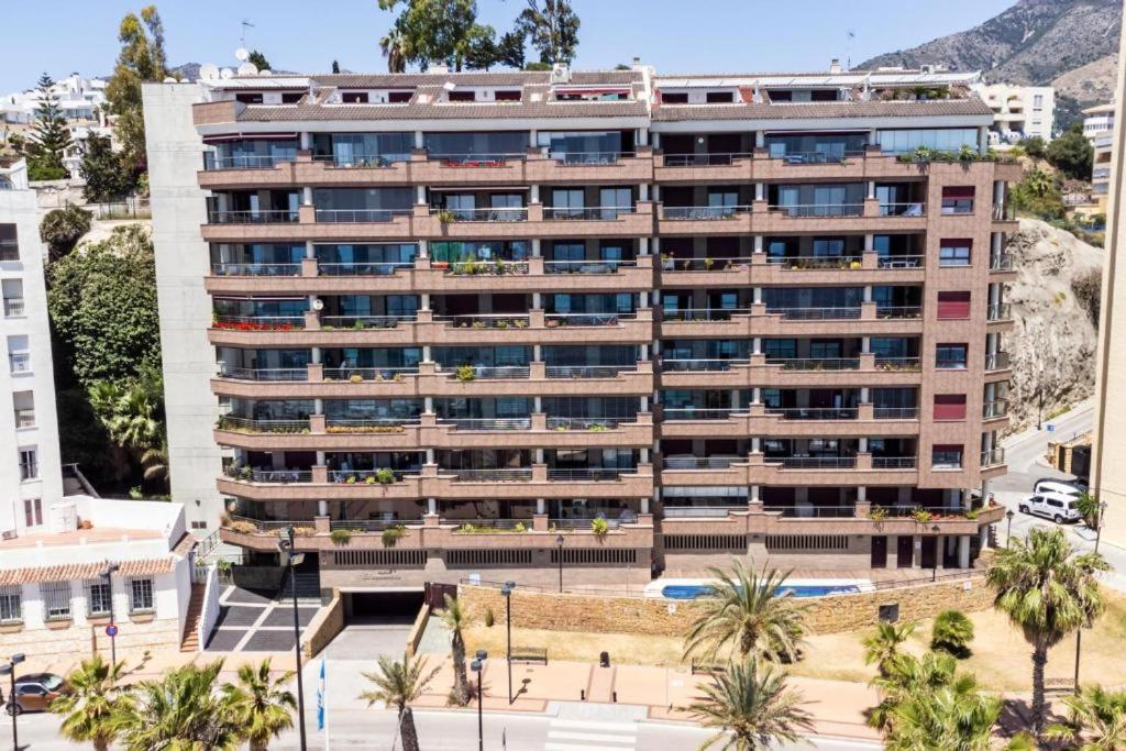 Paradise Suites Buenavista Beach Фуэнхирола Экстерьер фото